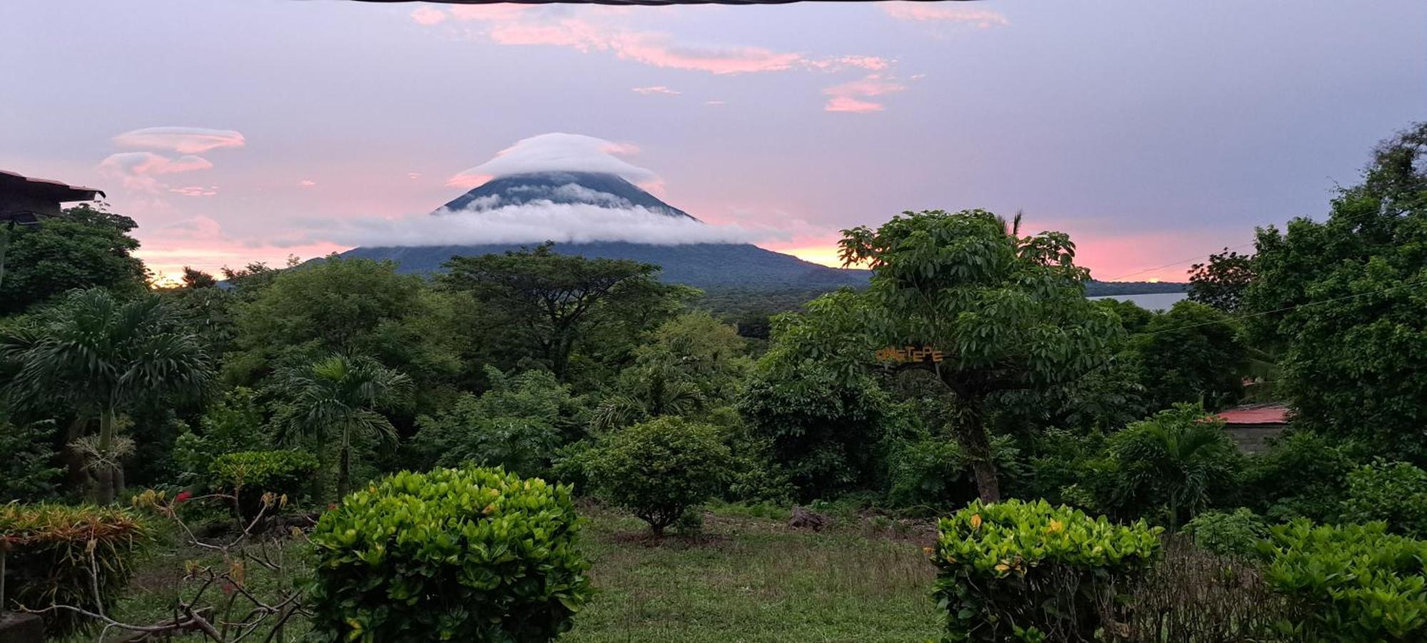 Hostel Santa Cruz Ometepe Altagracia Eksteriør bilde
